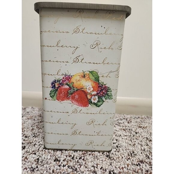 Knotts Berry Farm Shortbread Cookie Tin - Picture 3 of 9